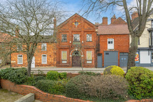 Photo 13- click for photo gallery